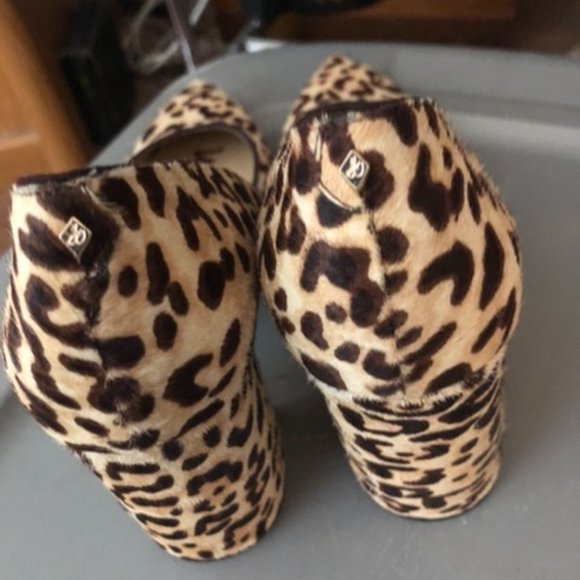 Sam Edelman Leopard Calf Hair Block Heel Pumps - Picture 4 of 5